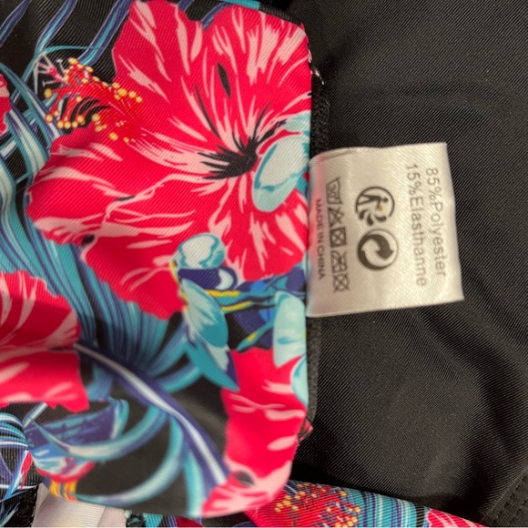 Bikini from Shekini Swimwear size medium. - Picture 4 of 4